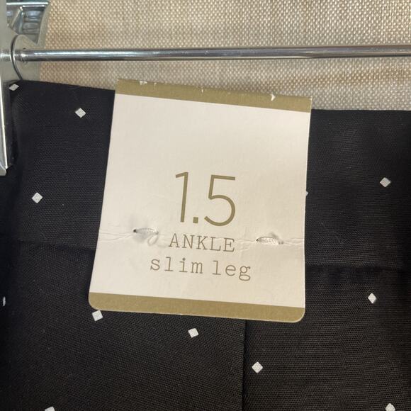 Chico’s Diamond Delight Double Chic Zip Ankle Pant Pattern Black - Size 1.5 NWT - Picture 4 of 8